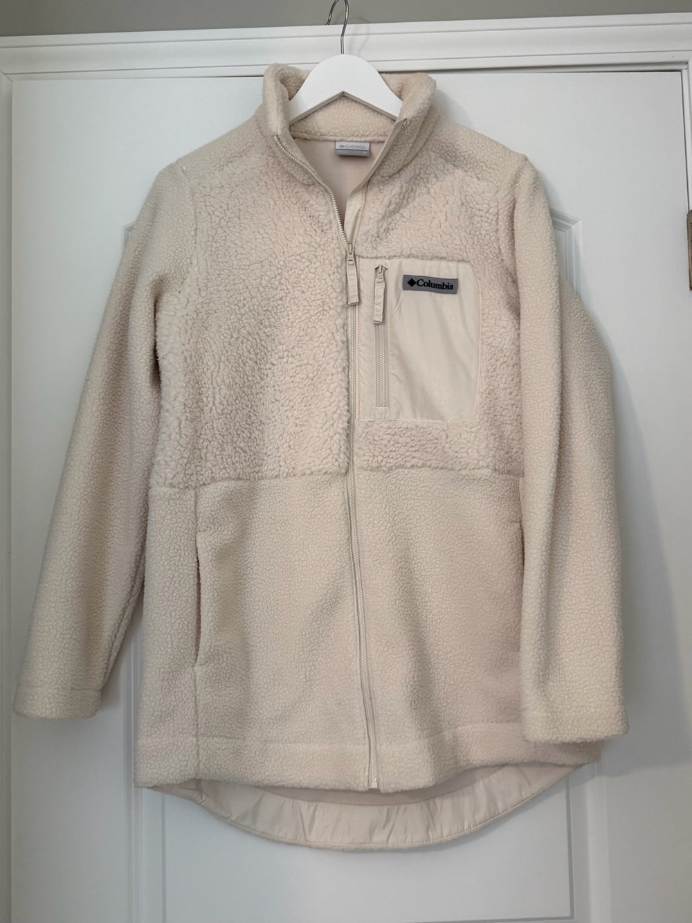 Columbia Cream Fleece Jacket - Cozy Zip-Up